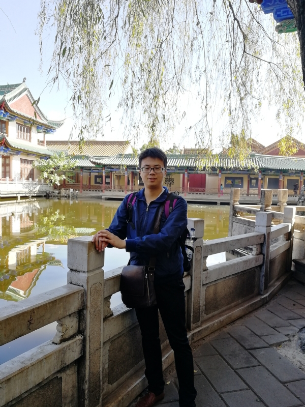 Lee的第一张照片--贵州认干亲服务网