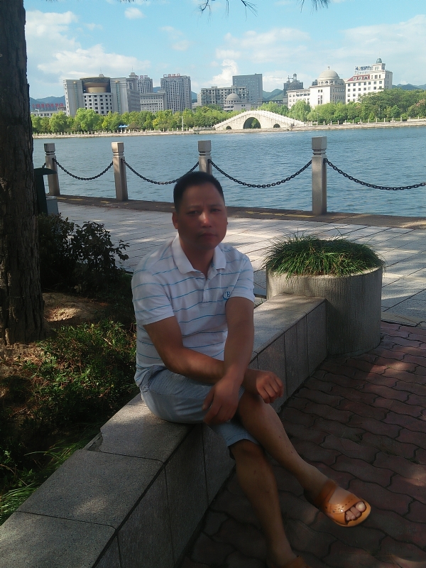 尹力的第一张照片--贵州认干亲服务网