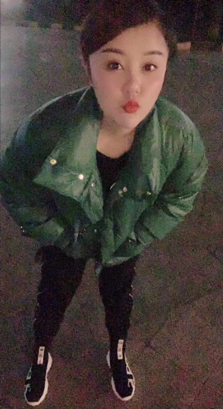 杨乔依的第一张照片--贵州认干亲服务网