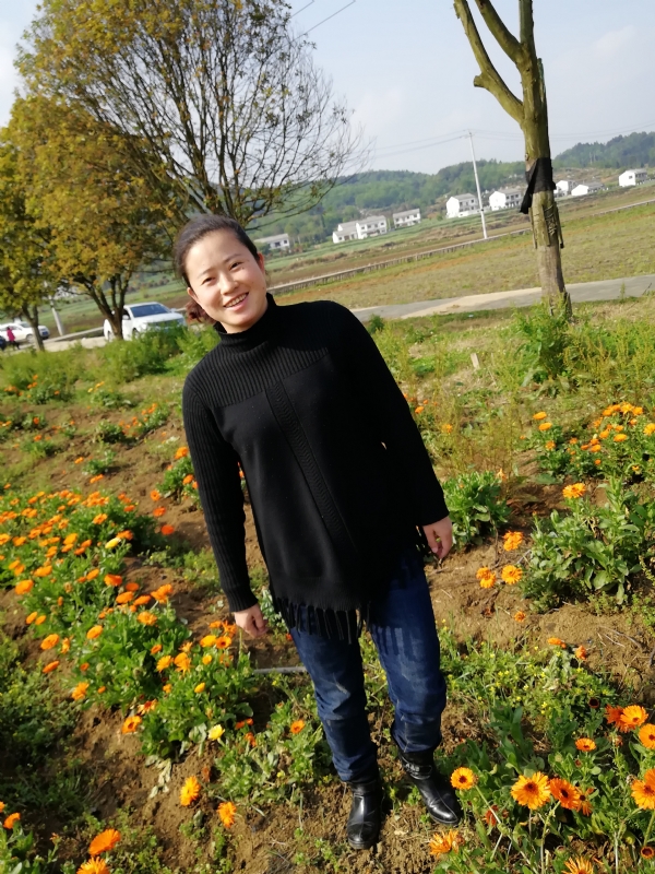 征婚女人的第四张照片--贵州认干亲服务网