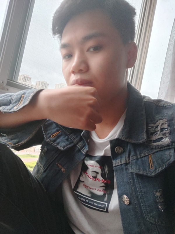 鬼卿的第四张照片--贵州认干亲服务网