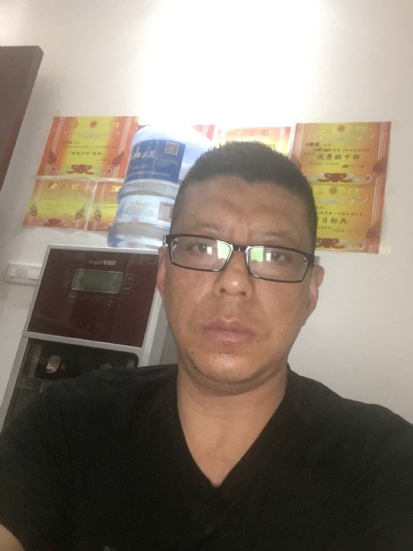 牵手的第一张照片--贵州认干亲服务网