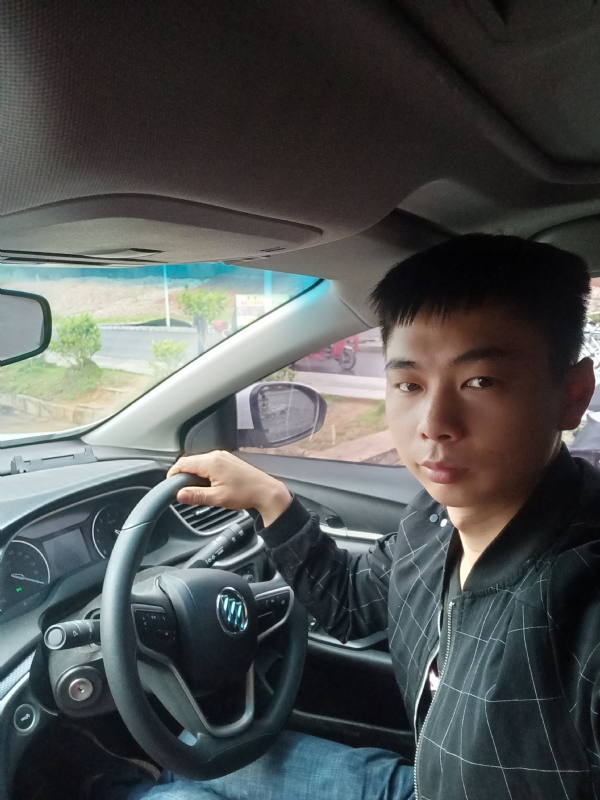 宇的第二张照片--贵州认干亲服务网