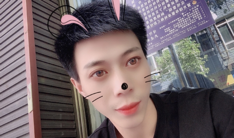 酒伴你的第一张照片--贵州认干亲服务网