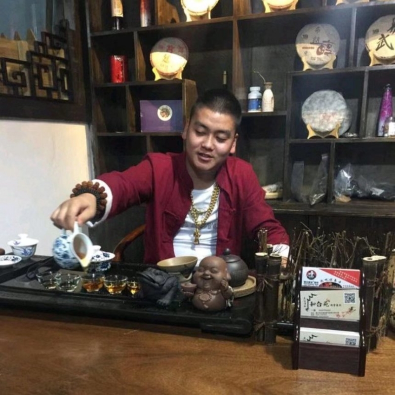 请叫我金爷的第一张照片--贵州认干亲服务网