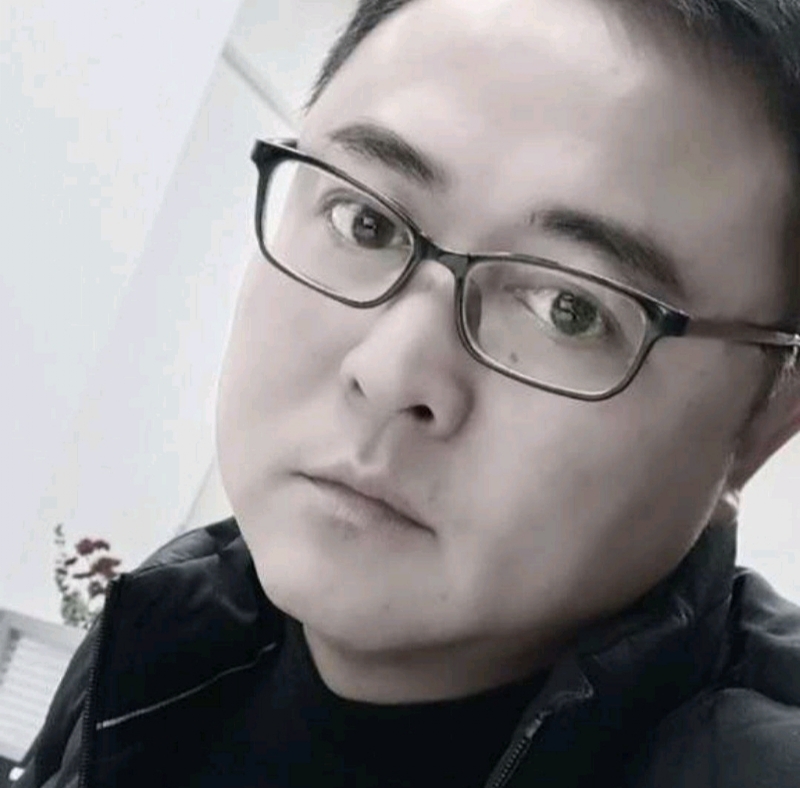 小石头的第二张照片--贵州认干亲服务网