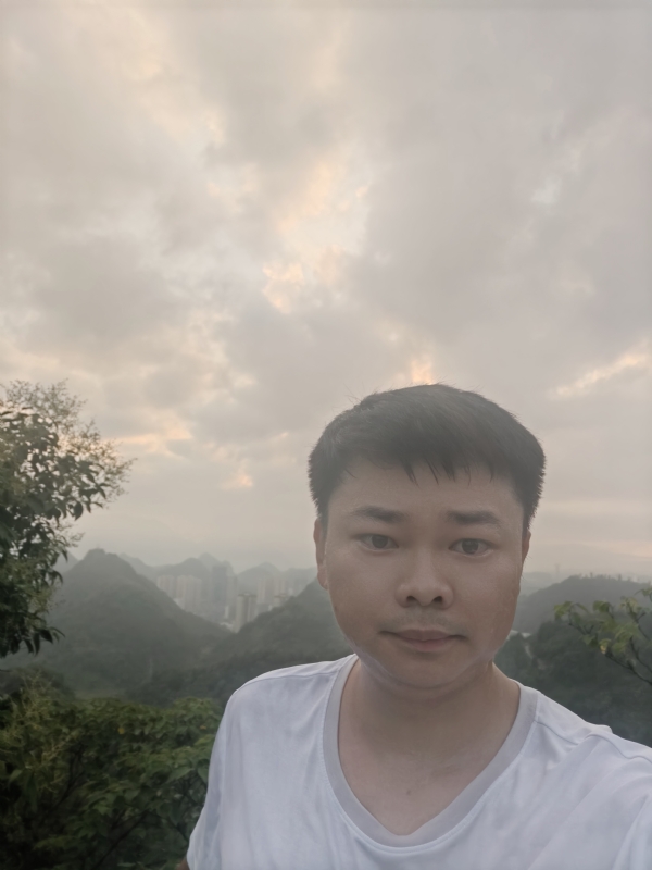 小明同学的第一张照片--贵州认干亲服务网